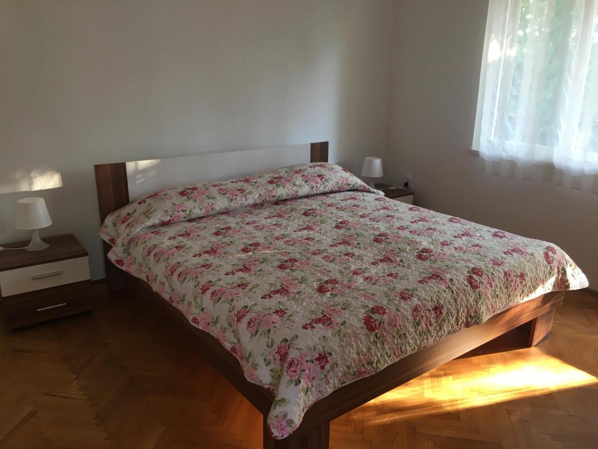 Apartman Kora Nijvice Zewnętrze zdjęcie