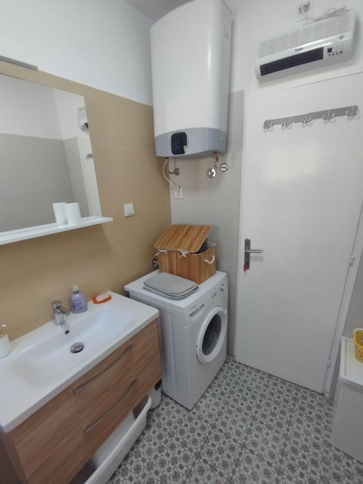 Apartman Kora Nijvice Zewnętrze zdjęcie